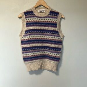 Bloomingdale’s 100% Shetland Wool Striped Knit Sleeveless Sweater Vest